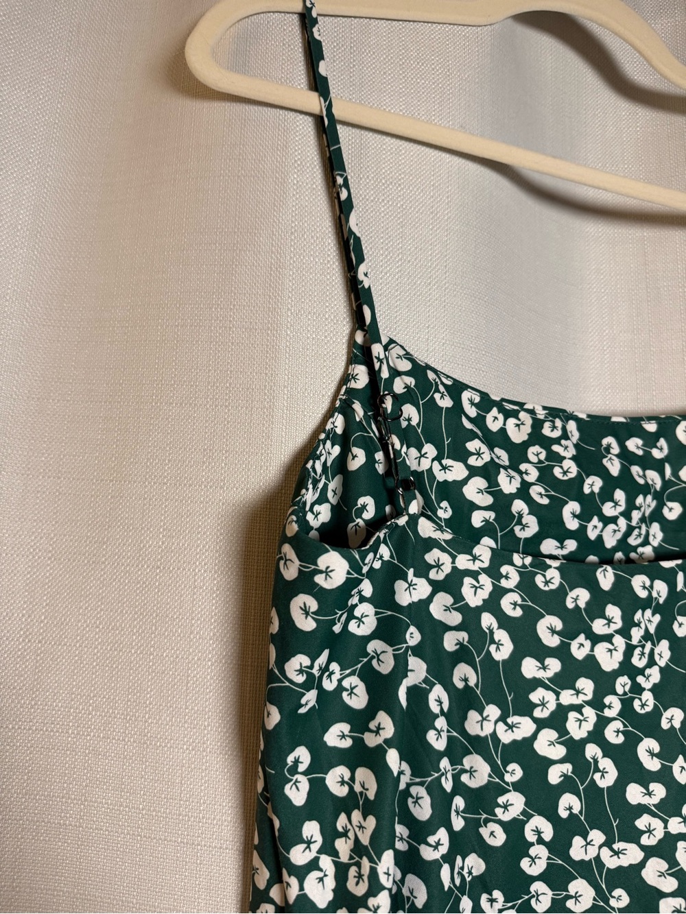 Princess Polly Jade Basin Green and White Floral Mini Dress Size 6 - Picture 6 of 11